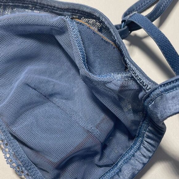 Victoria’s Secret Bralette Small Blue Lace - Picture 6 of 6